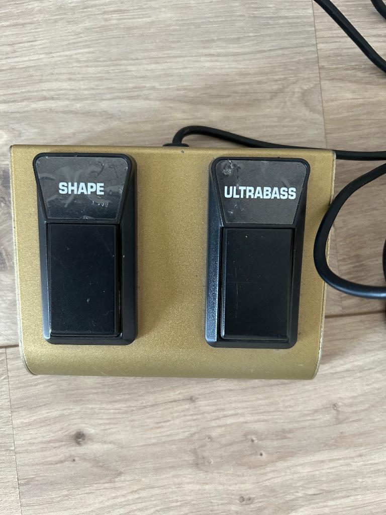 Behringer footswitch FS112T, Ophalen, Gebruikt, Elektrische basgitaar