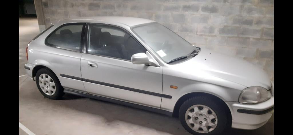 Honda Civic-auto, Auto's, Voorwielaandrijving, 4 zetels, 4 cilinders, 1396 cc