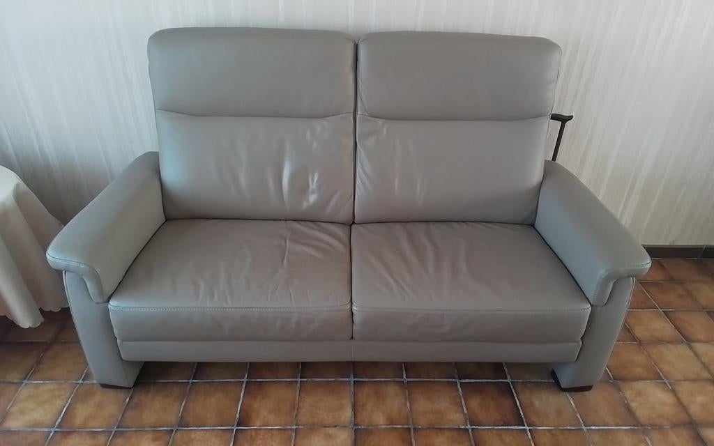 Lederen 2 zit, Ophalen