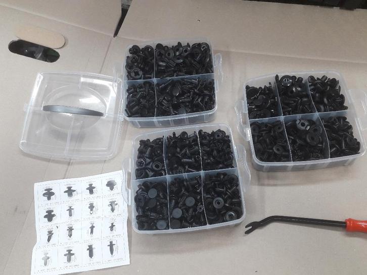 Automotive bevestigingsclips 630 stuks, Auto-onderdelen, Interieur en Bekleding, Nieuw, Ophalen of Verzenden