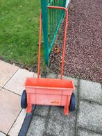 strooiwagen WOLGERATE / bemesting, Jardin & Terrasse, Gazon & Gazon artificiel, Enlèvement, Utilisé, Herbe
