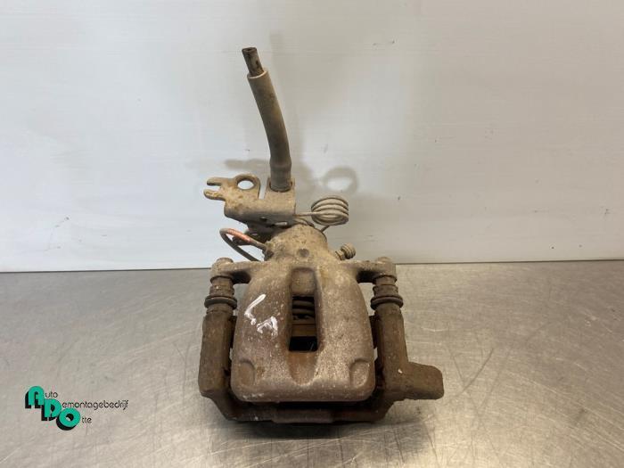 Remklauw (Tang) links-achter van een Volkswagen Caddy (Caddy, Auto-onderdelen, Remmen en Aandrijving, Volkswagen, Gebruikt, 3 maanden garantie