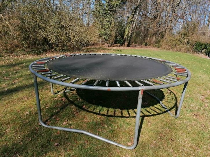 Trampoline à donner, Kinderen en Baby's, Speelgoed | Buiten | Trampolines, Gebruikt, Ophalen
