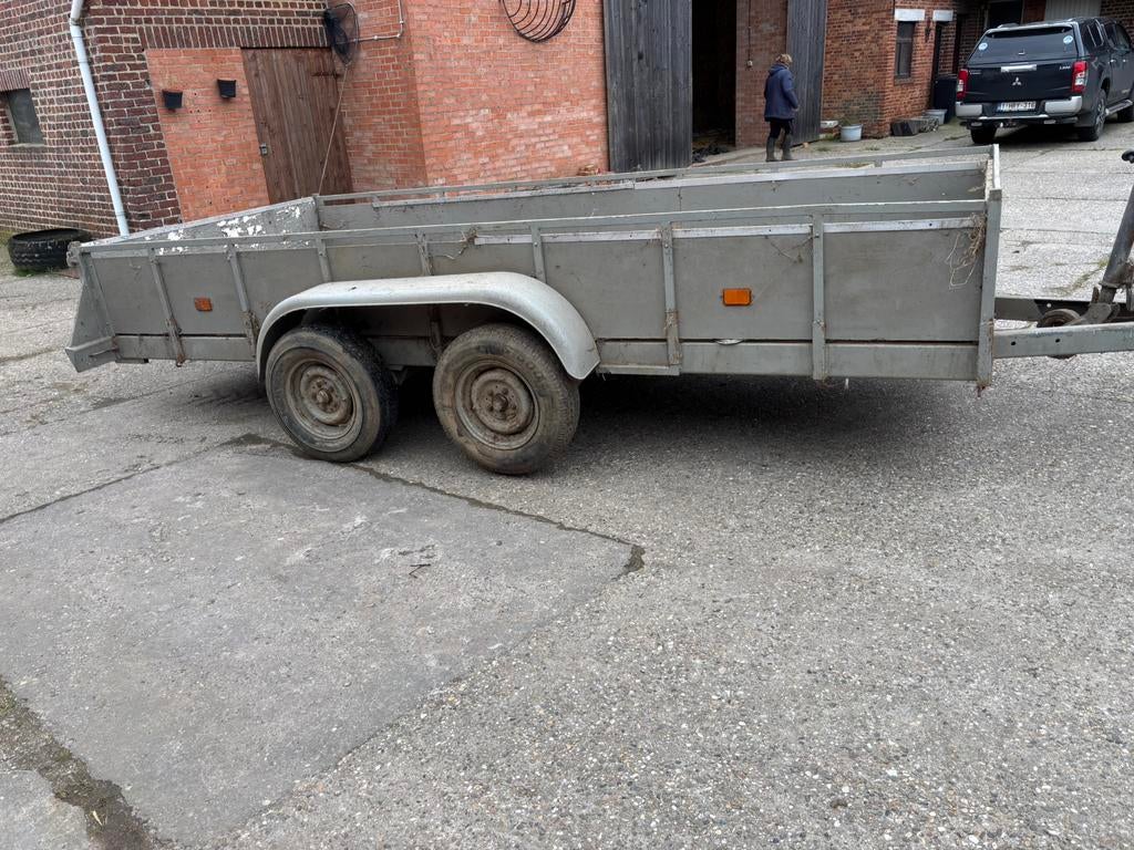 Grote remorque, Ophalen, Zo goed als nieuw