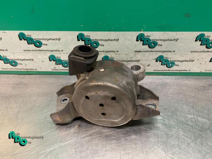 Support moteur d'un Opel Corsa (Corsa D 07-), Autos : Pièces & Accessoires, Suspension & Châssis, Opel, Utilisé, 3 mois de garantie