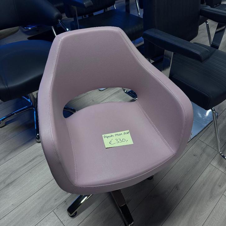 knipstoel roze goud 1 stuk nieuw gold pink kapper kapsalon, Huis en Inrichting, Woonaccessoires | Overige, Nieuw, Ophalen of Verzenden