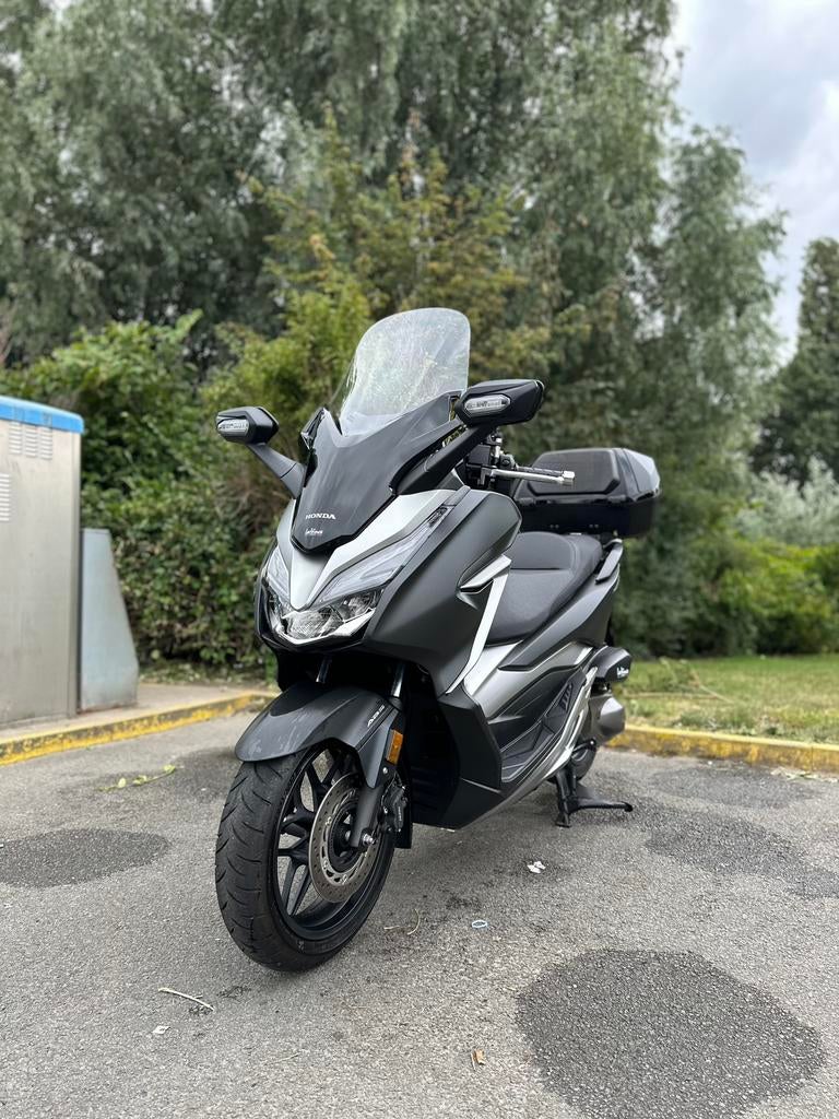 Honda Forza 300, Scooter, Particulier, Minimaal motorrijbewijs A2, Automaat