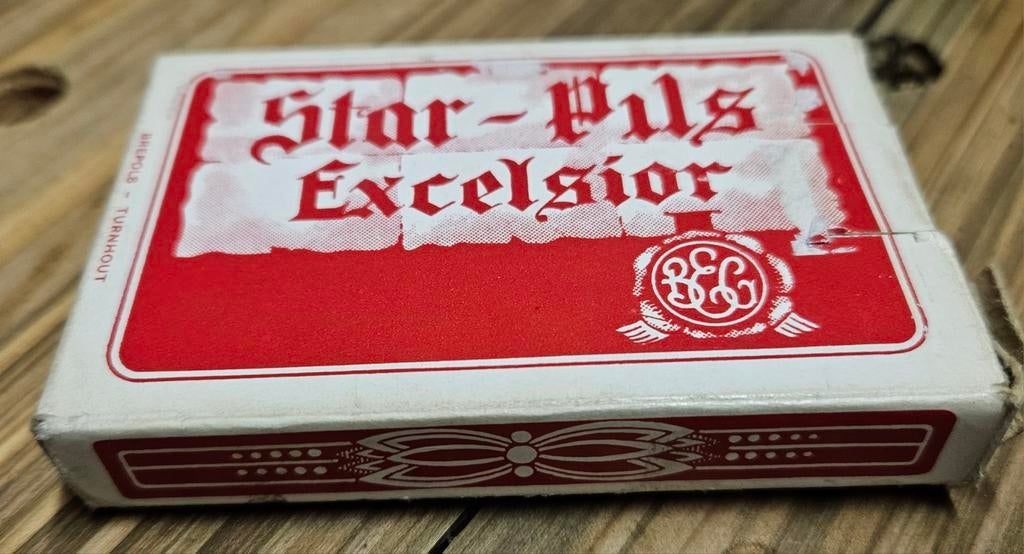 Cartes à jouer Star-Pils Excelsior rouges
Cet ensemble de, Enlèvement ou Envoi, Carte(s) à jouer