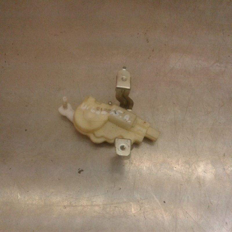 ORDINATEUR VEROUILLAGE CENTRALISE Toyota Yaris II (P9), Utilisé, Toyota