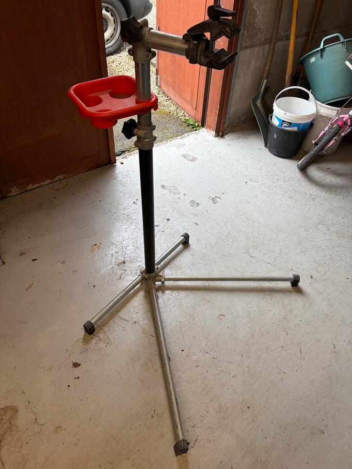 Trivio Montage standaard pro - TRV-TL-041, Fietsen en Brommers, Fietsaccessoires | Fietsgereedschap, Zo goed als nieuw, Ophalen