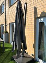 Parasol pendant Avola Tilt noir-gris 3mx3m illuminé, Ophalen, Verstelbaar, 3 tot 4 meter, Zweefparasol