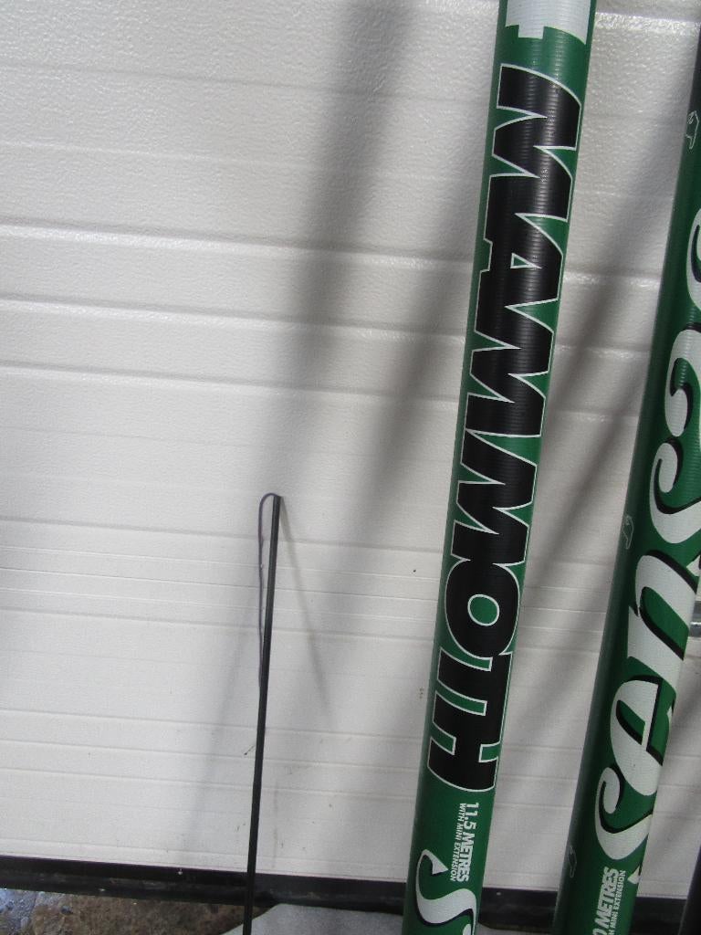 Supperrr Karperstok Sensas MAMOUTH  11.5 M, Watersport en Boten, Ophalen, Zo goed als nieuw, Vaste hengel