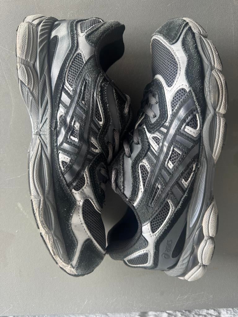 Asics gel zwart, Zwart, Ophalen of Verzenden, Zo goed als nieuw, Sneakers