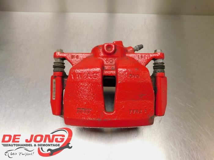 Etrier de frein (pince) avant gauche d'un Volkswagen Golf, Autos : Pièces & Accessoires, Freins & Transmission, Volkswagen, Utilisé