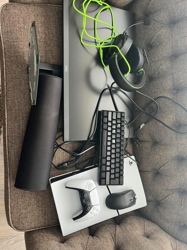 Playstion 5 slim, Consoles de jeu & Jeux vidéo, Consoles de jeu | Sony PlayStation 5, Comme neuf, Enlèvement ou Envoi