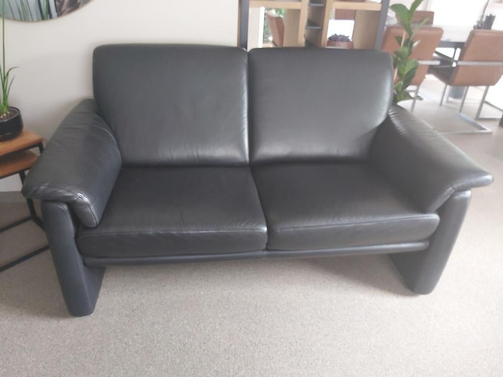 Zwart lederen 2-zit, Ophalen
