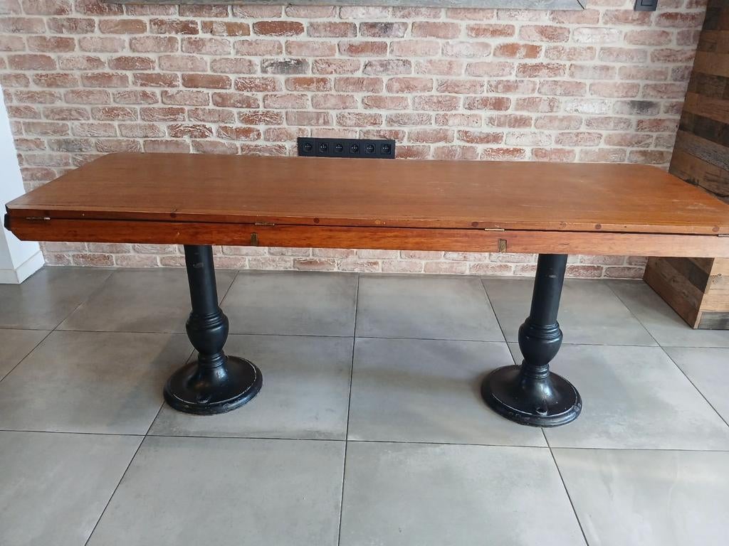 Ancien table de bateaux/ table à manger