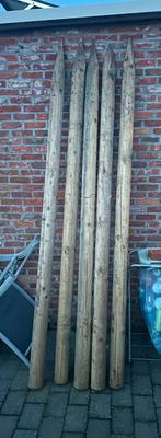 Houte rond palen, Ophalen, Zo goed als nieuw, Palen