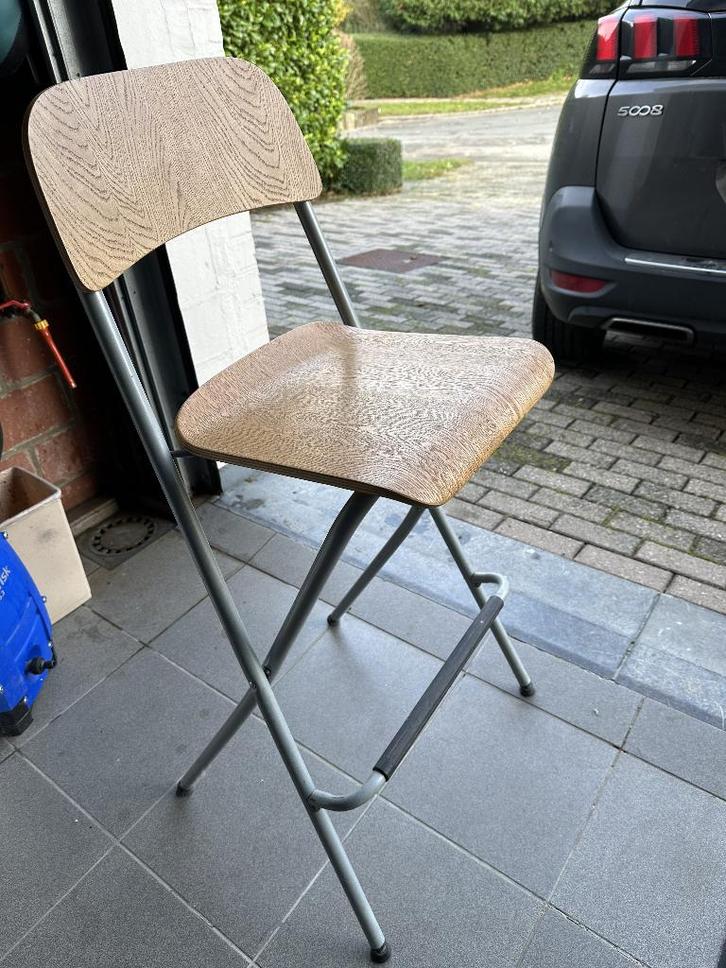 Tabouret de bar IKEA, Maison & Meubles, Tabourets de bar, Utilisé, Bois, Métal, 1 tabouret, Avec repose-pieds, Enlèvement