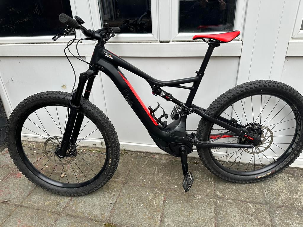 Vtt specialized électrique full suspendu, Vélos & Vélomoteurs, Enlèvement, Comme neuf