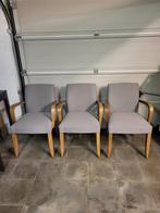 3 chaises design avec accoudoirs – très bon état, Maison & Meubles, Enlèvement, Gris
