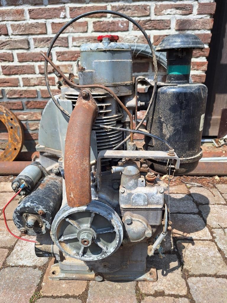 Deutz diesel14 pk 3000t, Ophalen