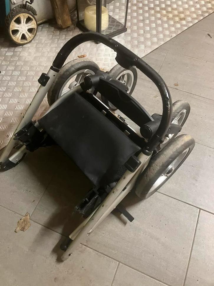 Maxi cosi buggy onderstel gratis, Enfants & Bébés, Buggys, Utilisé, Enlèvement