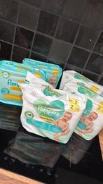 Pampers maat 2 - 5 pakken, Kinderen en Baby's, Ophalen, Zo goed als nieuw