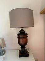 Prachtige houten lamp met taupe kap (totaal H 65cm), Ophalen, Zo goed als nieuw, Hout
