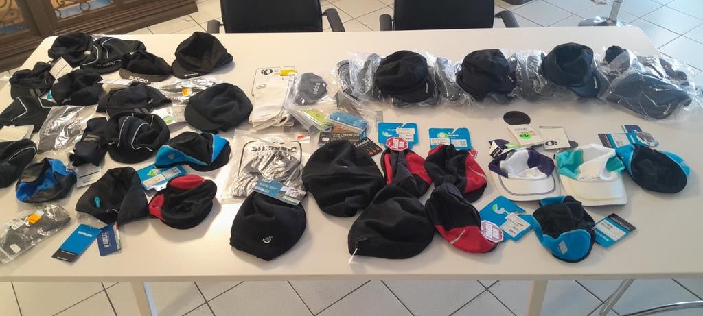 Casquettes et bonnets de cyclisme, Enlèvement ou Envoi