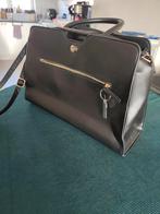 Handtas nieuw te koop, Ophalen