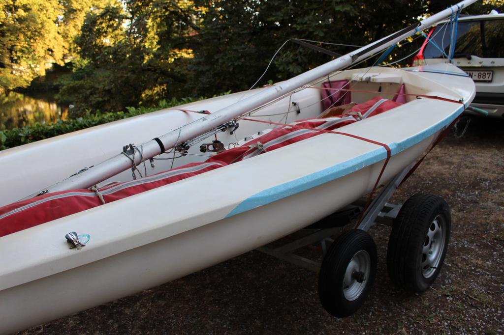 470, Watersport en Boten, Ophalen, Zo goed als nieuw