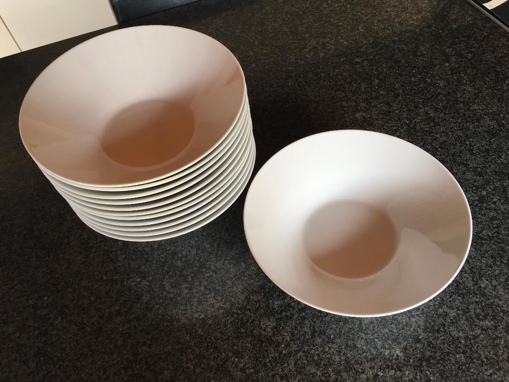 Spaghetti borden wit, Ophalen, Zo goed als nieuw, Bord(en), Effen