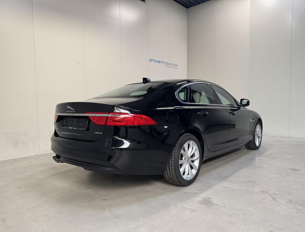 Jaguar XF 2.0d Autom. - Airco - GPS - Topstaat!, Auto's, Jaguar, Zwart, XF, Particulier, Te koop
