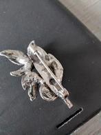 broche, Ophalen of Verzenden