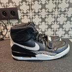 Nike air jordan legacy 312 maat 45, Ophalen of Verzenden, Zo goed als nieuw