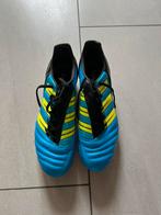 Chaussures de foot Adidas, Sports & Fitness, Football, Comme neuf, Chaussures