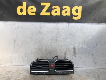 Grille aération tableau de bord d'un Volkswagen Golf, Enlèvement ou Envoi, 3 mois de garantie, Utilisé, Volkswagen
