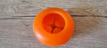 Everlasting Treat Bento Ball Medium oranje beschikbaar voor biedingen