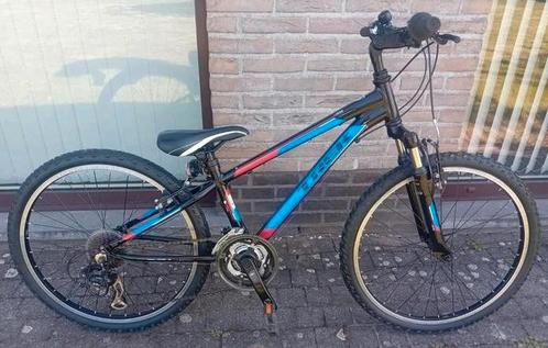 Alu meisjesfiets Trek MT220 24inch 21speed NIEUWPRYS 450€ 🚴, Fietsen en Brommers, Fietsen | Mountainbikes en ATB, Trek, Minder dan 45 cm