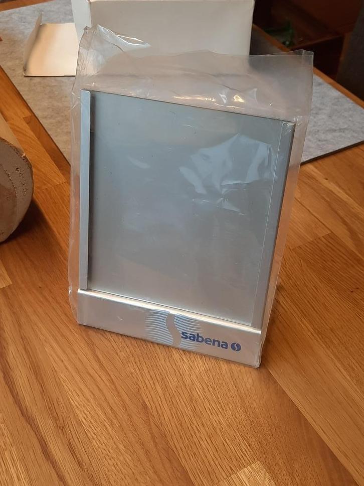 Sabena metalen kalender/fotokader, Verzamelen, Sabenasouvenirs, Zo goed als nieuw, Ophalen of Verzenden