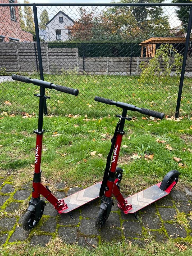 2  gewone Steps, Vélos & Vélomoteurs, Trottinettes, Comme neuf, Enlèvement
