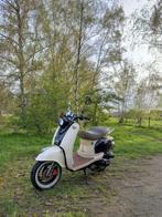 Scooter A klasse, Fietsen en Brommers, Mio, Zo goed als nieuw, Ophalen