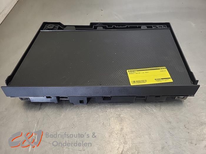 Table pliante d'un Renault Master, Autos : Pièces & Accessoires, Habitacle & Garnissage, Renault, Utilisé, 3 mois de garantie