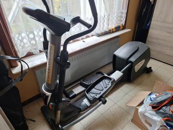 Professionele crosstrainer  beschikbaar voor biedingen