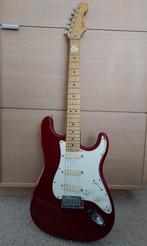 Elektrische gitaar Fender Stratocaster, Muziek en Instrumenten, Snaarinstrumenten | Gitaren | Elektrisch, Ophalen, Zo goed als nieuw