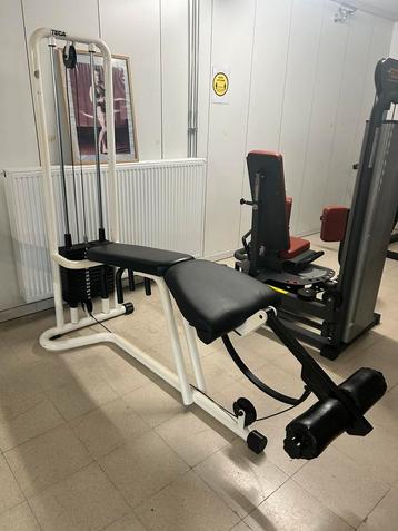 TECA LIFE FITNESS STAR TRAC beschikbaar voor biedingen