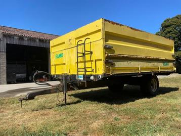 KIPKAR / PLATTE WAGEN/ Landbouwaanhangwagen (gereserveerd) beschikbaar voor biedingen