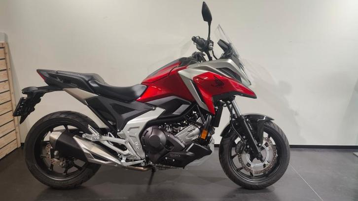 Honda NC 750, Motoren, Motoren | Honda, Bedrijf, meer dan 35 kW, 2 cilinders, Motorrijbewijs A, ABS, Ophalen