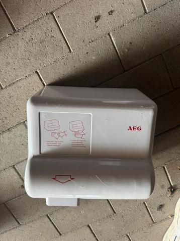 2 x AEG handdrogers, horeca modellen 2750W beschikbaar voor biedingen